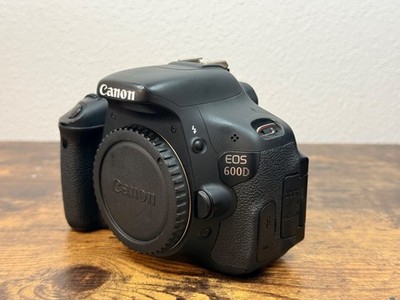 Canon EOS 600D 18.0MP SLR-Digitalkamera Gehäuse - Schwarz