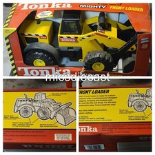 VINTAGE FRONT LOADER AUTHENTIC HASBRO STEEL SET TONKA MADE IN USA NEW
