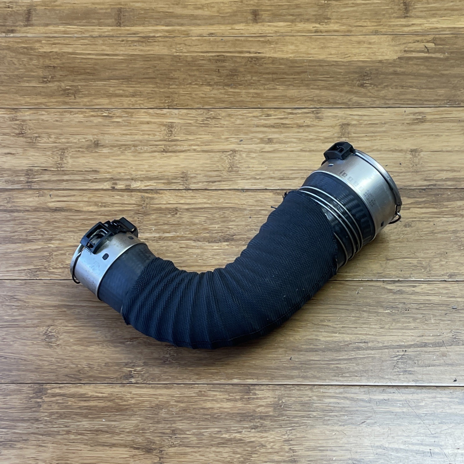 2014-2020 BMW i8 I12 1.5L Engine Air Intake Connector Tube Hose 7634158 OEM