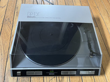 Denon Quartz DP 15F Turntable