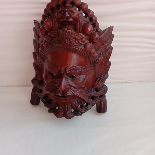 Alte geschnitzte chinesische Maske aus Holz - Bild 2 von 9