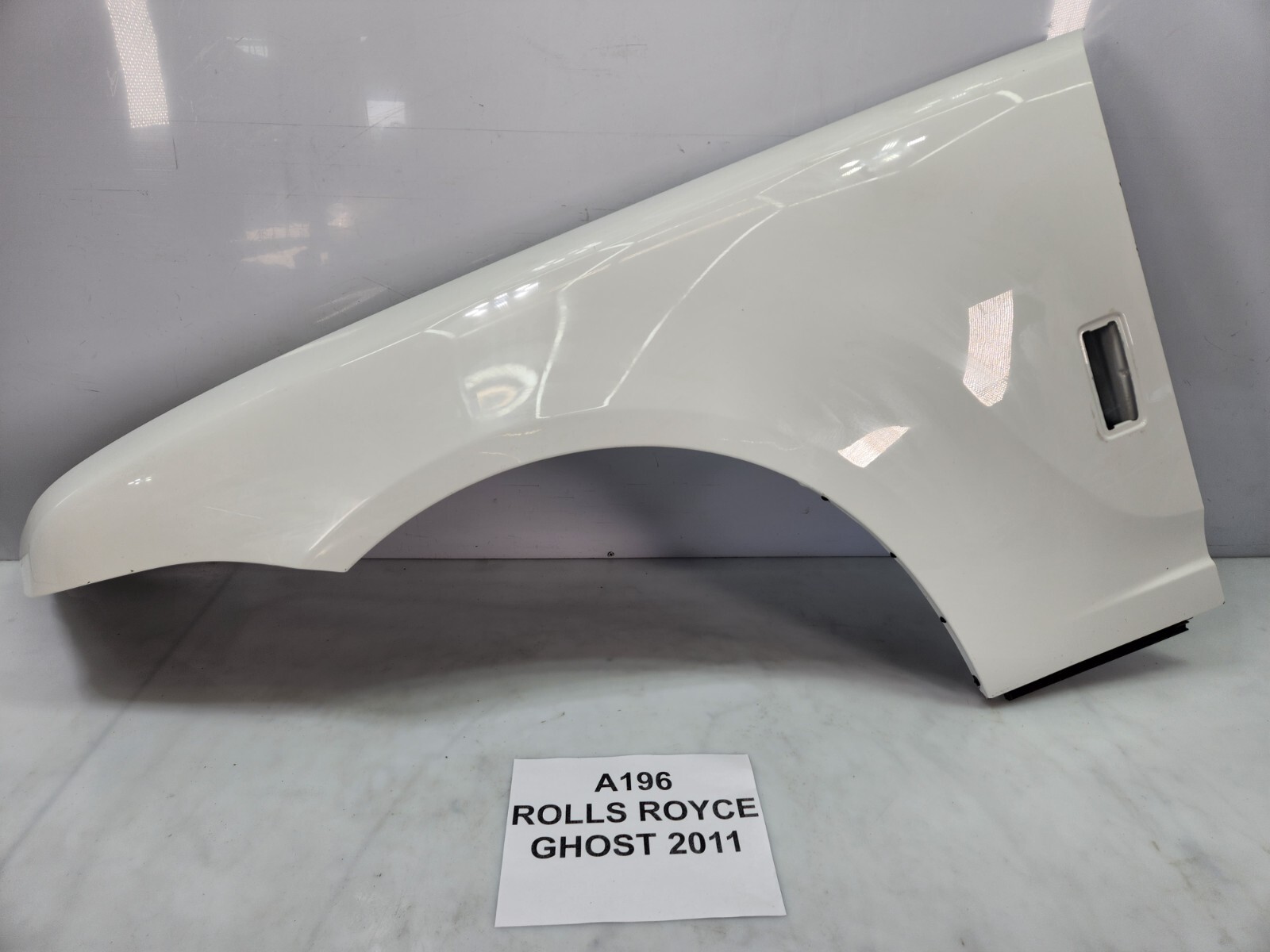 ✅10-14 OEM Rolls-Royce Ghost RR4 Front Left Driver Side Fender Panel Shell White