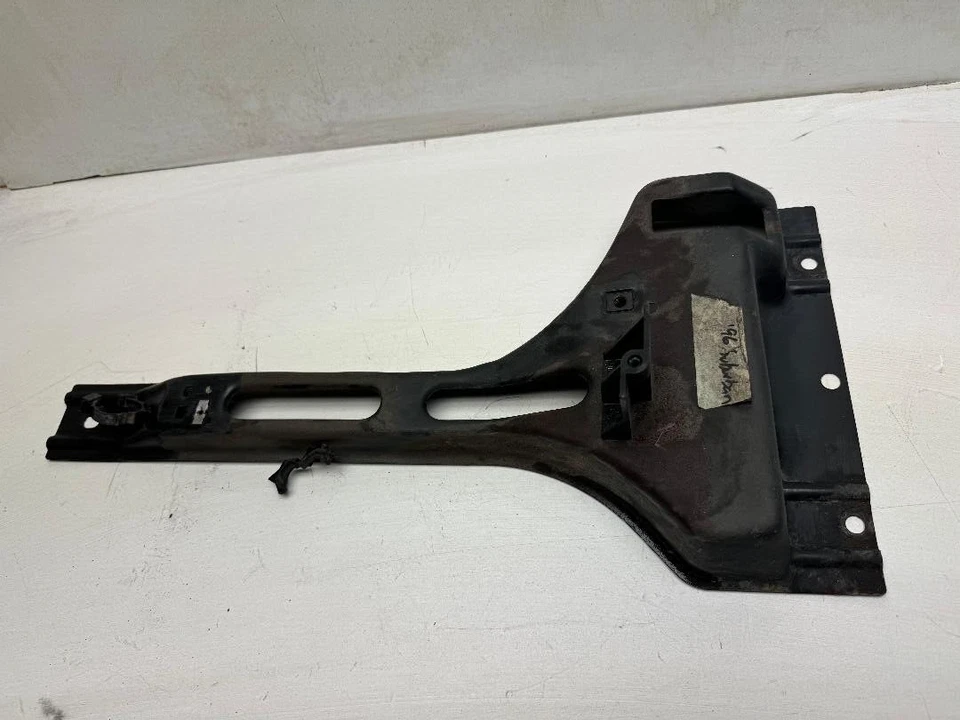 SOPORTE CAPÓ SOPORTE RADIADOR CENTRAL CHEVY SILVERADO/GMC SIERRA 88-98 Foto 2 de 4