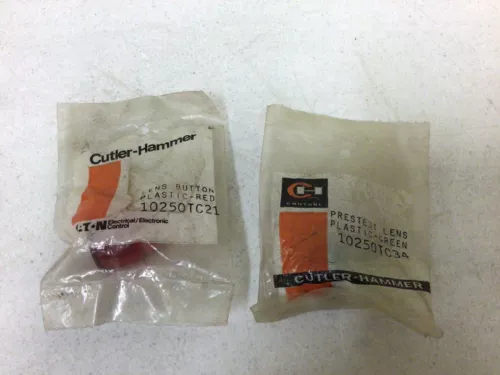NEW, CUTLER HAMMER / EATON 10250TC21 RED LENS BUTTON & 10250TC34 GREEN LENS