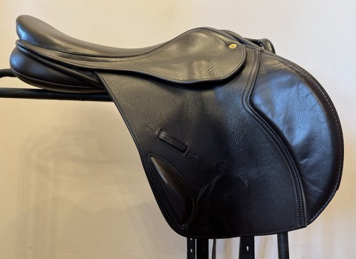 16 1/2” Black Country Etienne MW Hunt / Jump Dual flap CC Saddle Brown - Picture 3 of 16
