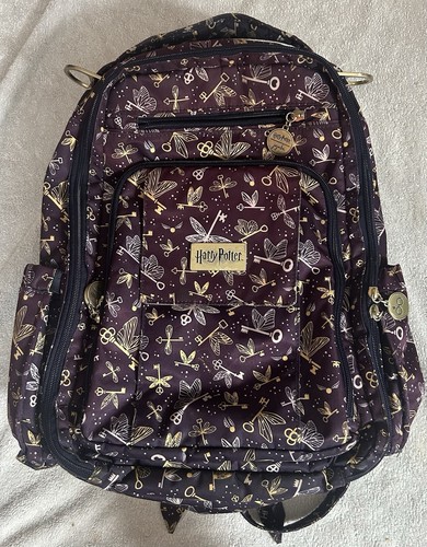 Harry Potter, flying keys, juju be be right back backpack