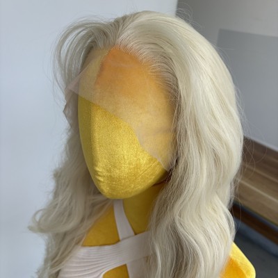 Vorgezupfte Lace-Front-Perücken Long Wavy Blond Hitzebeständiges Kunsthaar