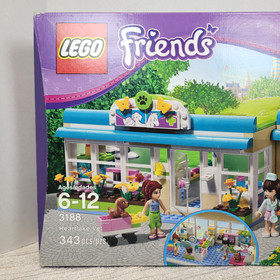 RARE Heartlake Vet (3188) LEGO FRIENDS Sophie & Mia New Complete 2011