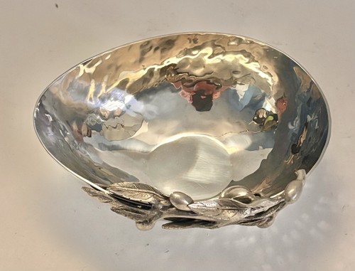 Vagabond House Hammered Stainless with Pewter Olive Bough Accent Bowl 5.5" x 4" - Picture 11 of 11