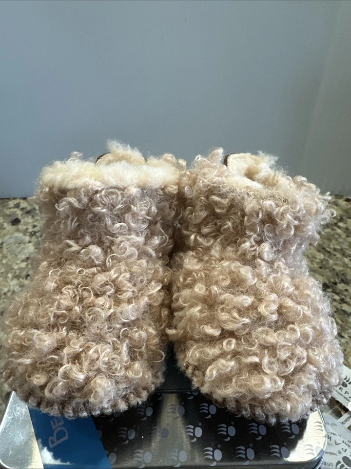 Nuevas Botas Bearpaw Kaylee Invierno Cálidas Bronceadas Infantiles S 0-6 Meses EE. UU. Lana de Oveja Suave Foto 2 de 4