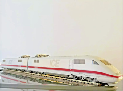 ICE 2 SELF-PROPELLED LOCOMOTIVE - BR401 - FLEISCHMANN 4450 - H0 - TOP - (ML-614)