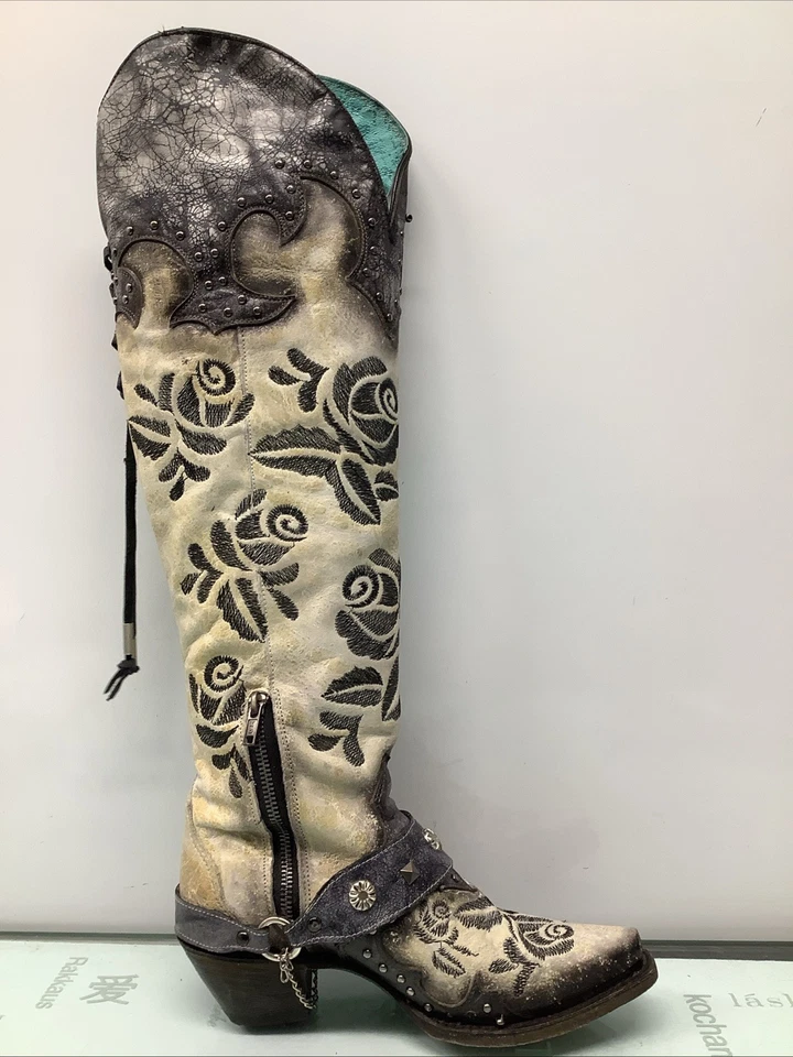 Botas Corral Rosa Bordadas Western Sobre la Rodilla Botas Mujer 6M Usadas. Foto 4 de 4