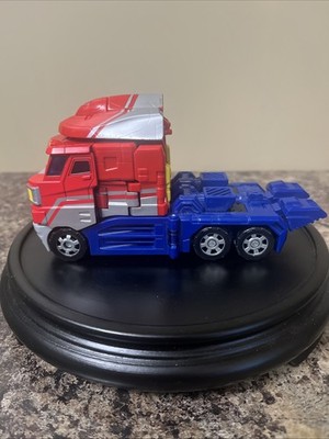 Transformers Classics Voyager Class Optimus Prime Hasbro Generations 2006