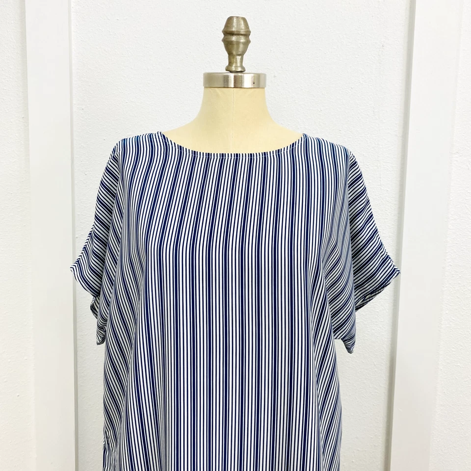 Bar III Women's Dress size Large Blue Striped Shift Foto 2 de 4