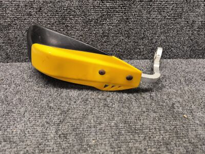  GUARD イエロー Flare® Hand Guards for Harley-Davidson® by Klock Werks®