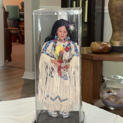 Danbury Mint Collect Doll Porcelain Native American Bride "Yellow Moon" Indian!! - Picture 24 of 24