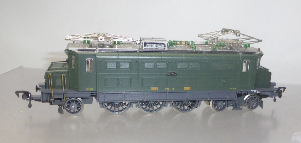 Fleischmann 4345;  Ellok Ae 3/6 SBB, wie neu in OVP /V398 - Bild 3 von 4