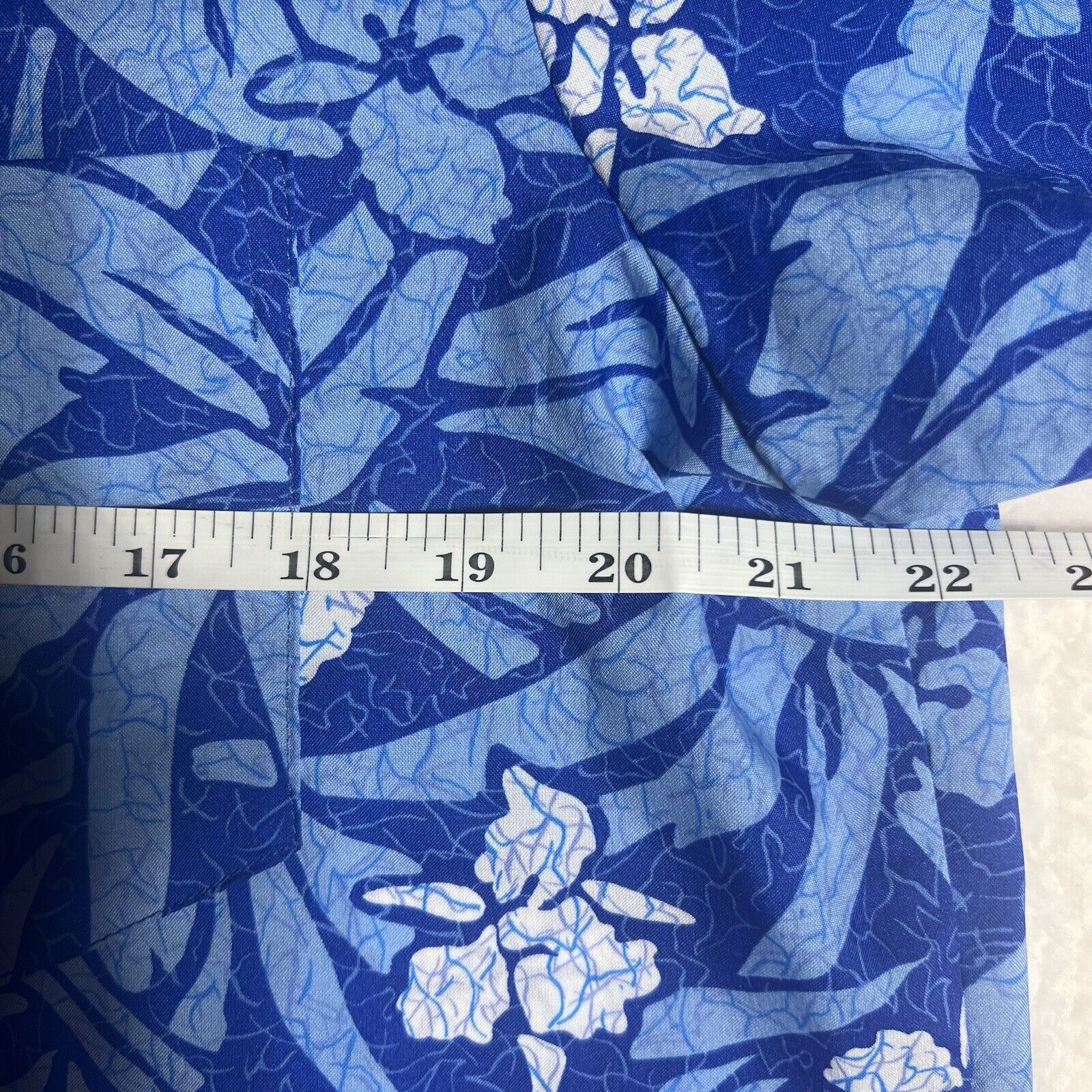 VTG Hilo Hattie Button Down Blue  Floral  Hawaiia… - image 3