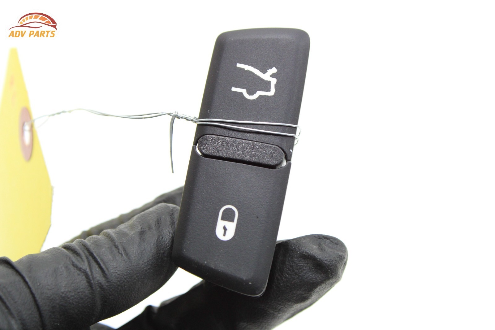 Maserati Levante 2017-2020 Release switch