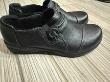 Clarks Cheyn Madi-Black Leather Sz 7- Comfort Slip-On Shoes Excellent Condition