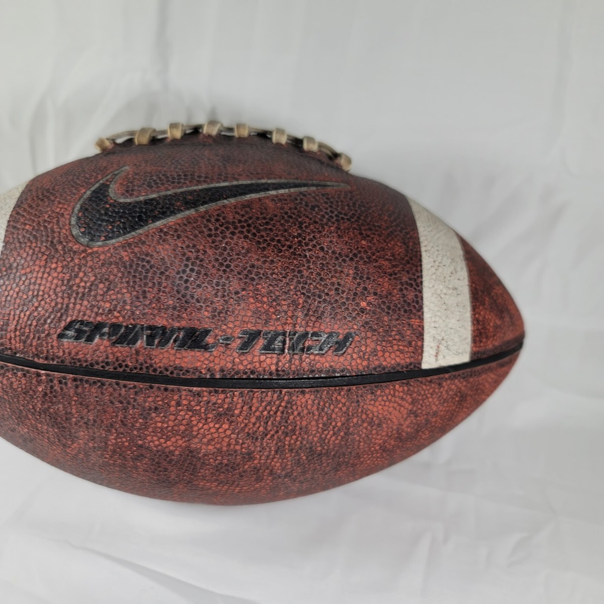 Nike Football Ball Spiral-Tech FT0198-201 Inflate To 13 LBS 2