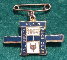 Rare Vintage Salisbury Plain Race Club 1939 Members Badge-W.O. Lewis (Badges)