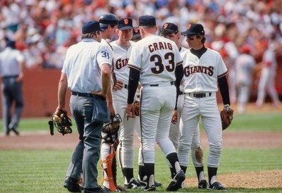 San Francisco Giants Manager Roger Craig confers on the mound duri- Old Photo