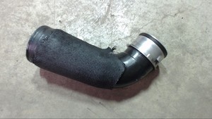 Druckschlauch Schlauch Ladeluft Turbolader VW Polo 1.9 TDI DPF Bj 2006 9 N