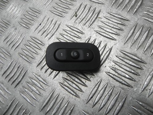 2016 Jeep Grand Cherokee IV Seat Adjustment Memory Switch 5JF97TRMAC - Picture 1 of 3