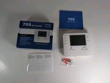 Day Progammable Digital Thermostat for Single Stage Electrical and Gas LCD