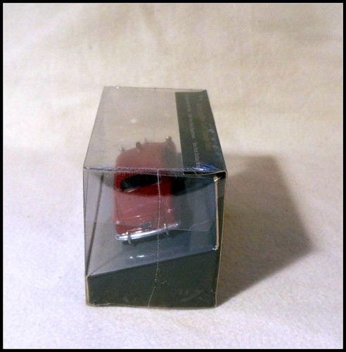 White Rose 1949 Ford Sedan FDNY Chief 50th Anniversary New Old Stock 1:43 #935 - Picture 4 of 7