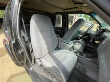 Used Front Right Seat Front Fits 2000 Ford Explorer Fixed Headrest Bucket Sport