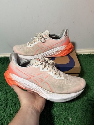Asics Novablast 4 Laufschuhe weiß orange Turnschuhe Marathon Gym Gr. UK 11,5