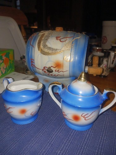 Vintage Dragon Ware Keg And Cream And sugar - Picture 3 of 4