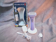 REMINGTON Smooth  Silky Electric Wet Dry Shaver Purple Model WDF5030 Used