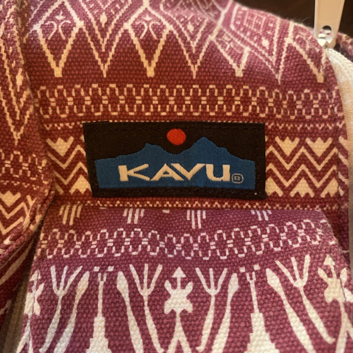 Kavu Burgundy and White Patterned Rope Sling Pack Rope Bag – KAVU.com main image 3