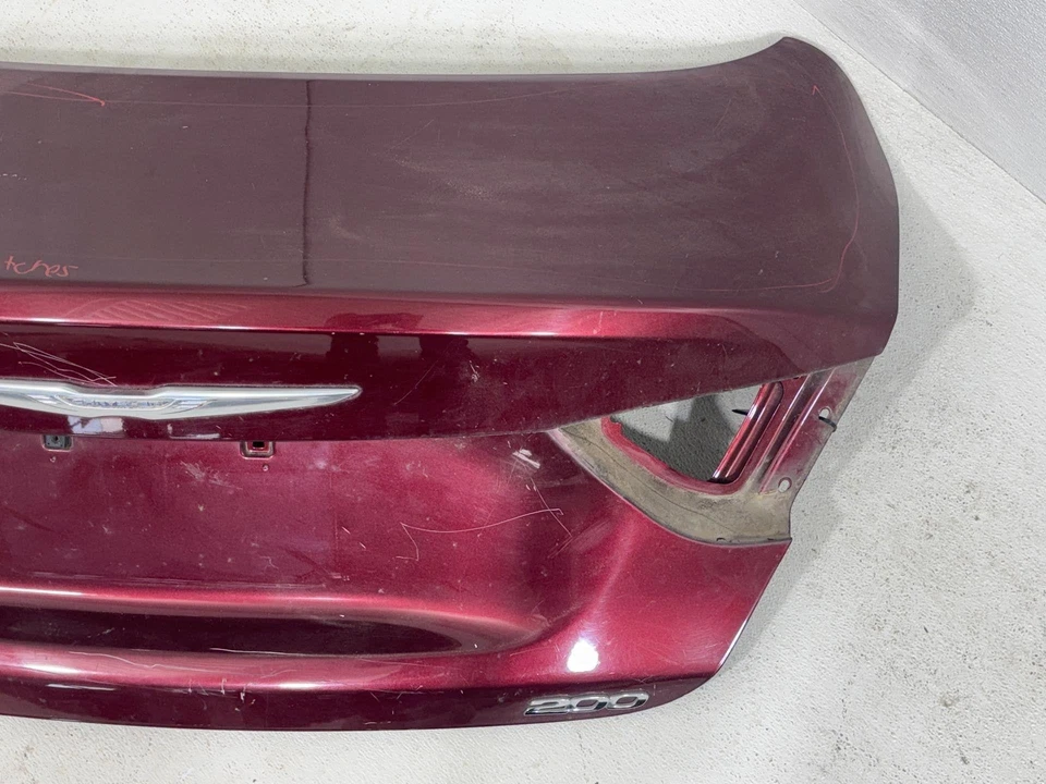 Chrysler 200 2015-2017 tapa trasera maletero carcasa panel OEM Foto 3 de 4