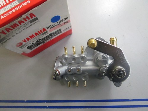 *NEW OEM* 0820 Yamaha Oil Pump Assy 60V-13200-01-00 - Picture 2 of 10