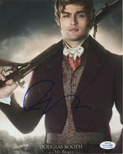 Douglas Booth Pride Prejudice Zombies Autographed Signed 8x10 Photo ACOA 