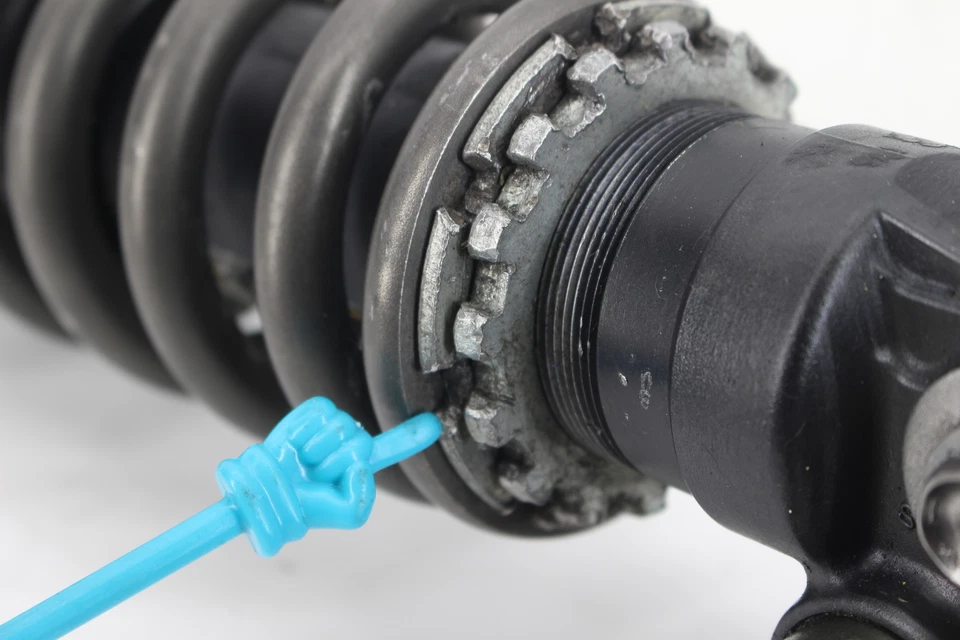 Kawasaki Ninja Zx6r Zx600r 2009 OEM suspensión amortiguador trasero Foto 4 de 4