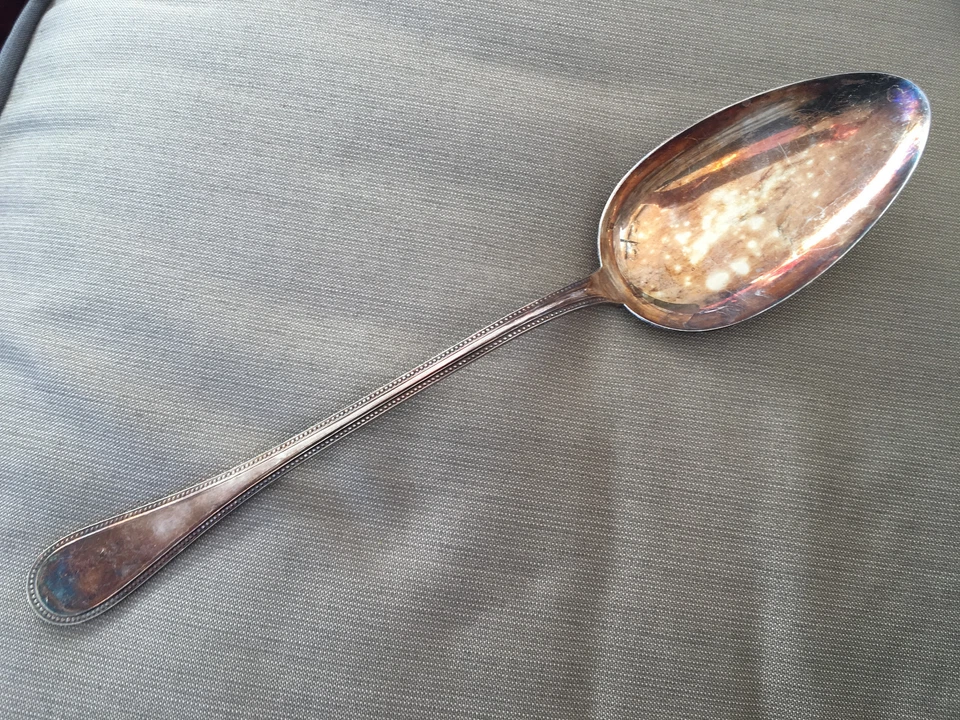 Colher de servir grande sólida 13" Christofle Perles prato de prata 18515 frisado 1890 - Imagem 2 de 4