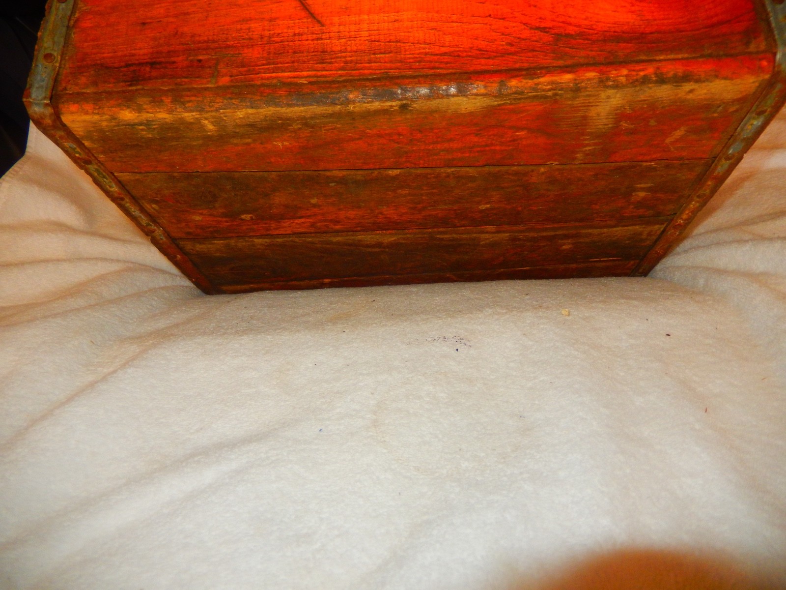 ANTIQUE WORCESTER SODA CO WARE MASS USA WOOD BOTTLE  ADVERTISING BOX & BOTTLES