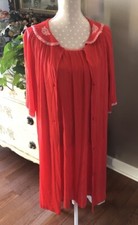 Vtg Lorraine Nylon Gown  Robe Short Red With Lace Babydoll Cute Women  s Large