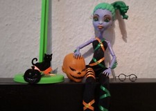 Monster High Puppe Create A Monster Seeungeheuer Halloween Maid mit Kürbiskopf 