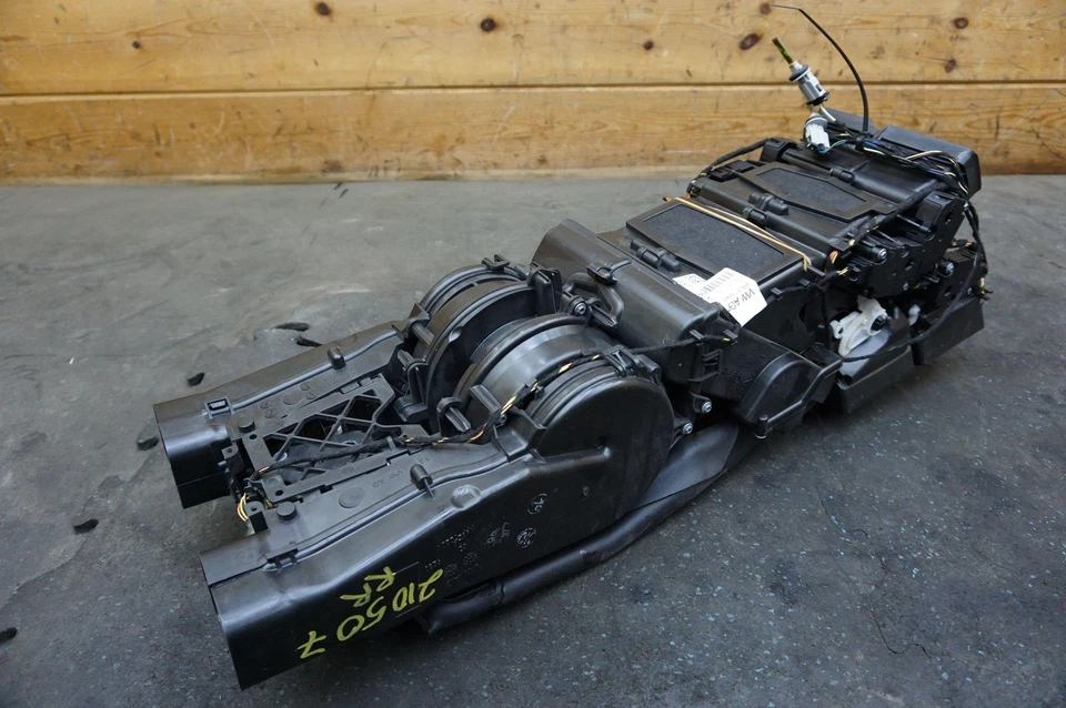 Ventilador de duto caixa distribuidor de ar controle climático HVAC traseiro fabricante de equipamento original Audi A8 S8 2011-18 - Imagem 2 de 4