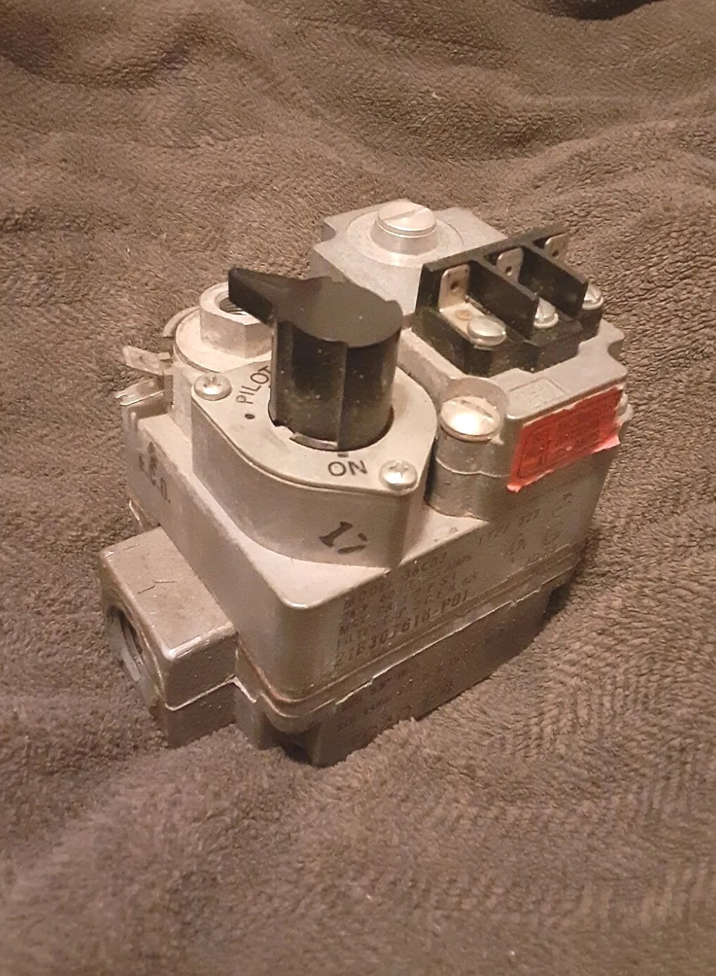 Furnace Gas Valve 36C03 222 21B307618-P01 White Rodgers | eBay