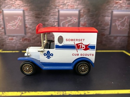 Classic Car Ford Model T American Delivery Van Model Diecast Toy 1:64-1:72 Scale - Picture 93 of 232