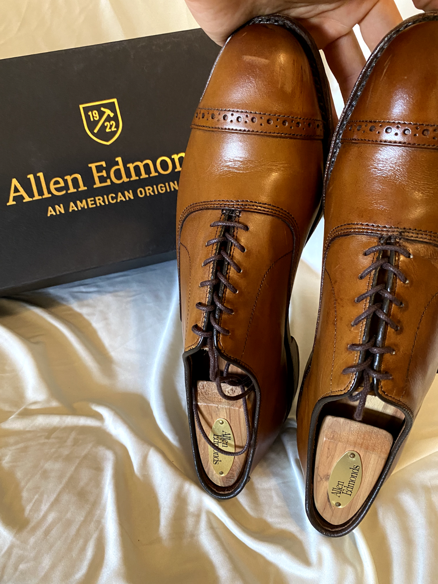 Allen Edmonds Fifth Avenue Walnut Brown Cap Toe Oxford Dress