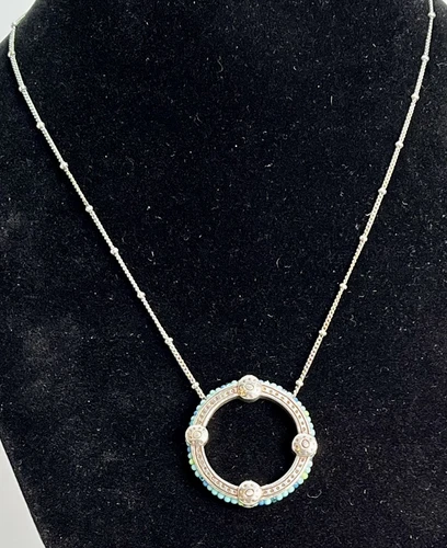 VETEMENTS Collana con ciondolo cerchio perline blu Brighton placcato argento Global Dreams 14 17"