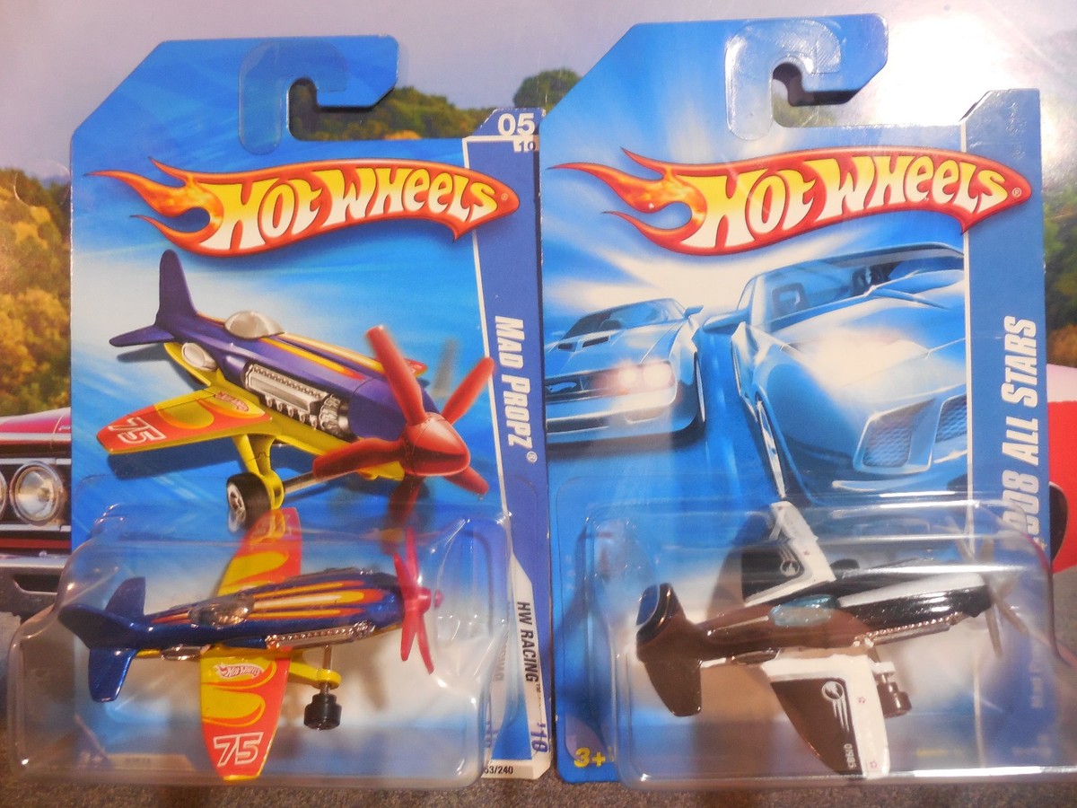 Hot Wheels Mad Propz LOT 4 MADD PROPZ RACING AERIAL ATTACK ALL